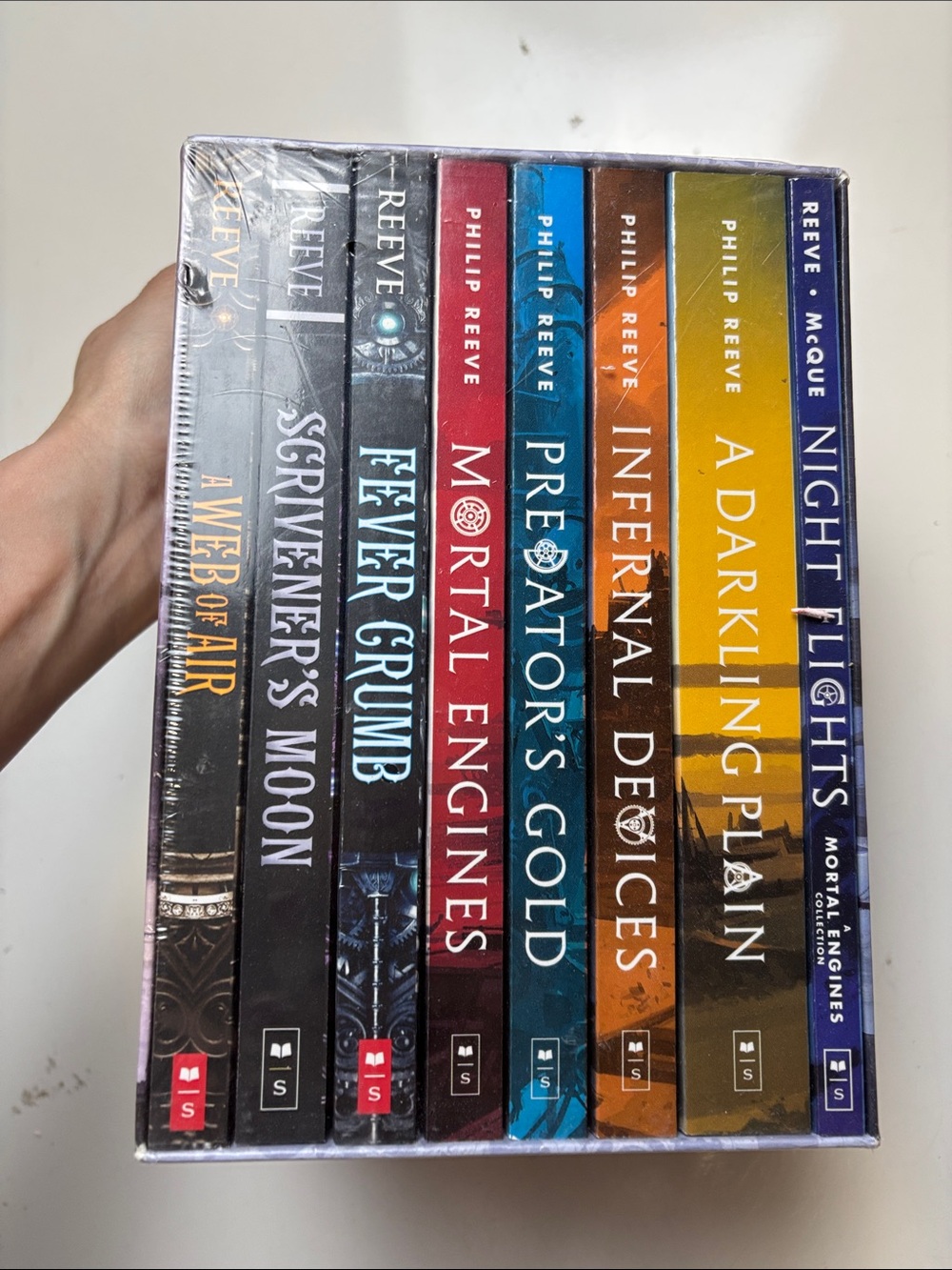 Mortal Engines 8 Book Collection Paperback book set by Philip Reeve